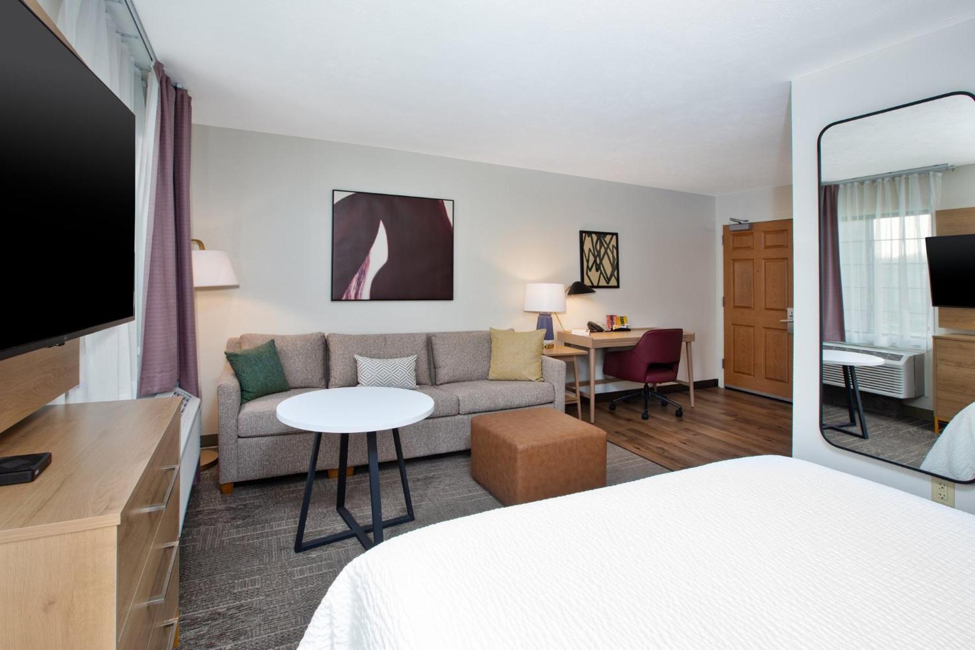 Staybridge Suites Omaha 80Th And Dodge By Ihg Kültér fotó