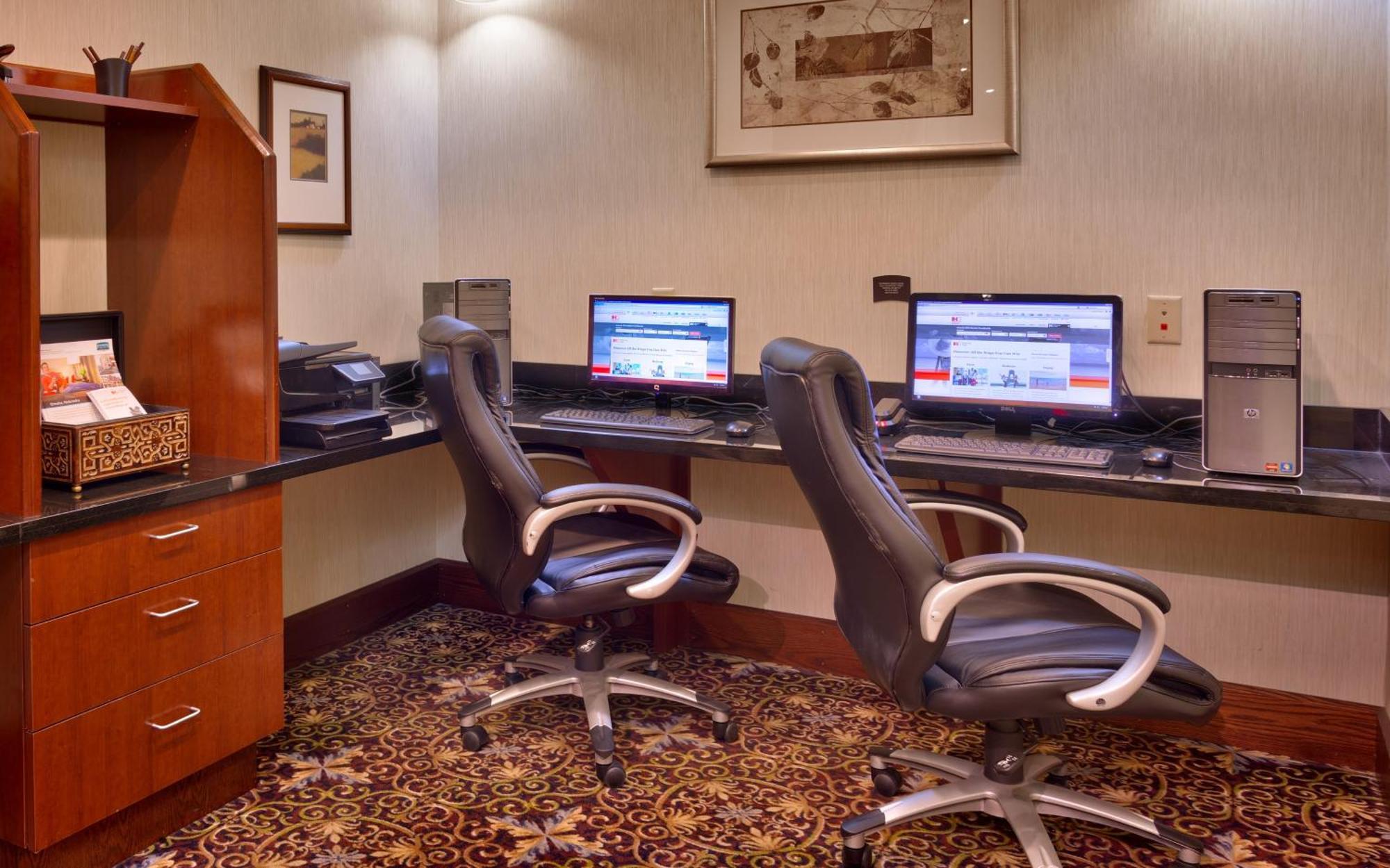 Staybridge Suites Omaha 80Th And Dodge By Ihg Kültér fotó