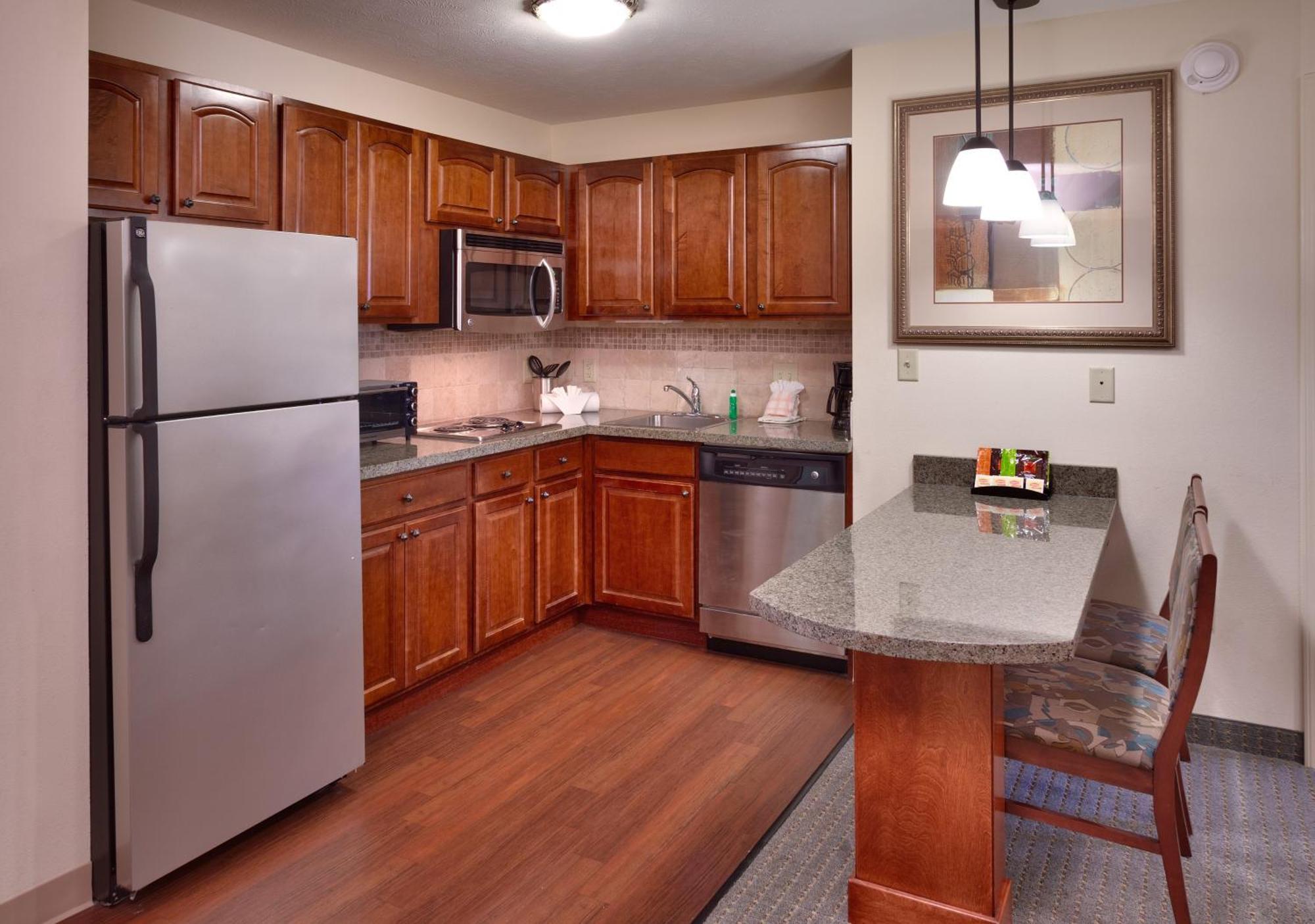 Staybridge Suites Omaha 80Th And Dodge By Ihg Kültér fotó